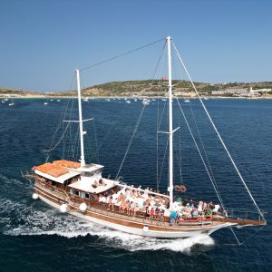 Trip 3 – Northern Luxury 3 Bay Cruise ( Blue Lagoon , Crystal Lagoon and Halfa Rock )